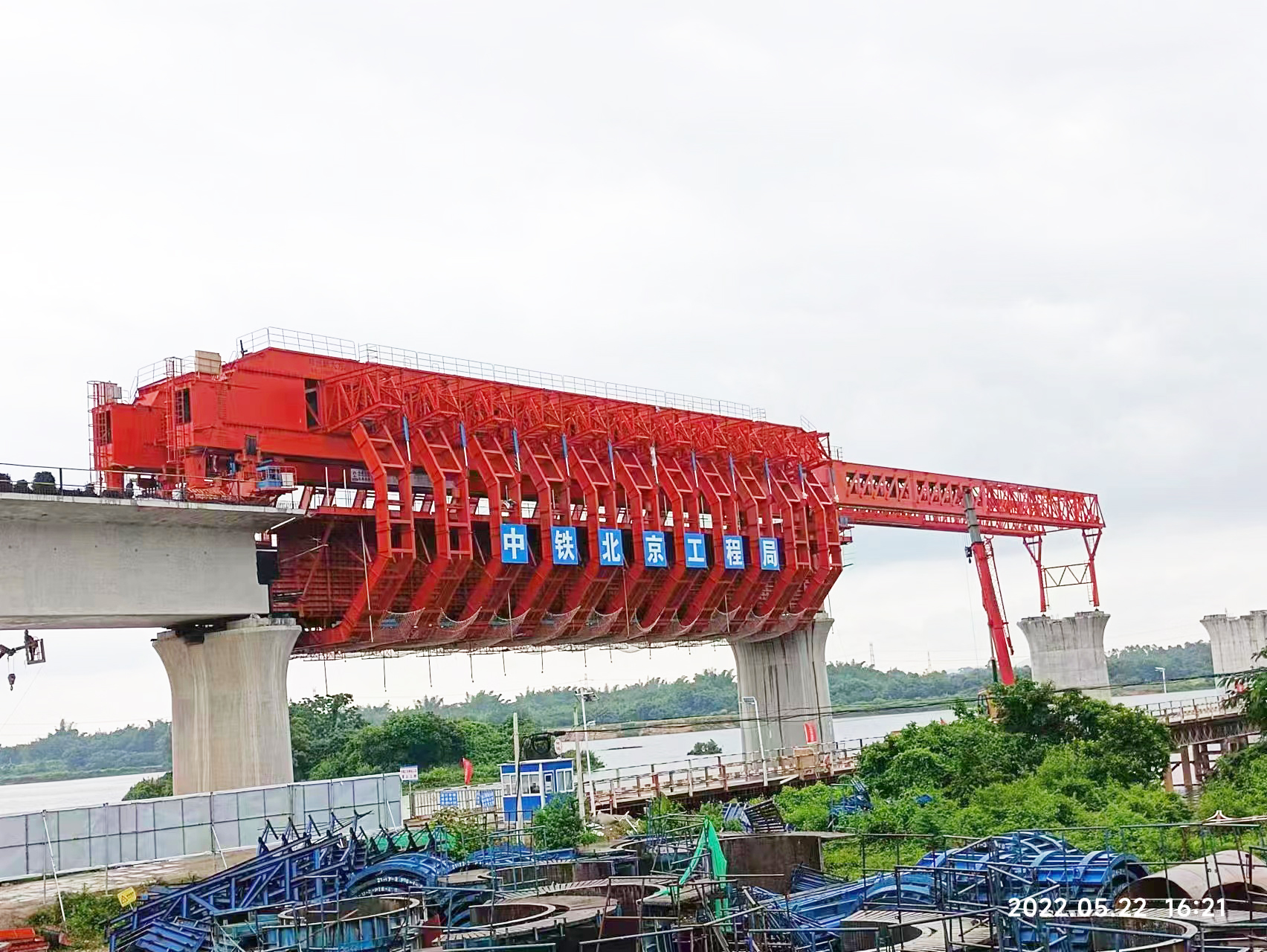 平潭海峡qdm1600t移动模架